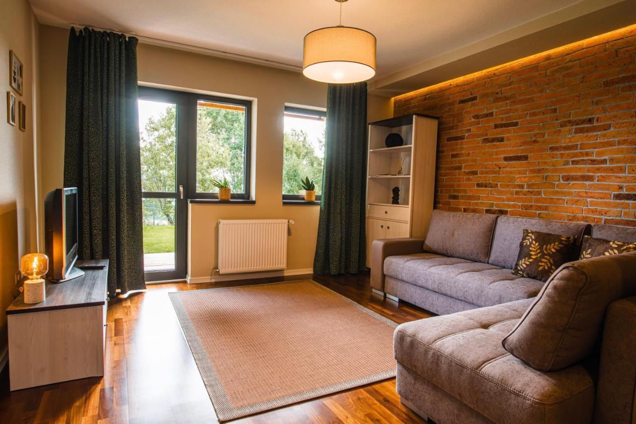 Bazalt Apartments Миеркуря Чук Екстериор снимка