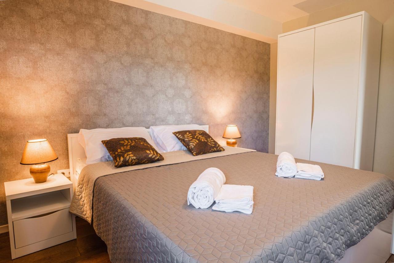 Bazalt Apartments Миеркуря Чук Екстериор снимка