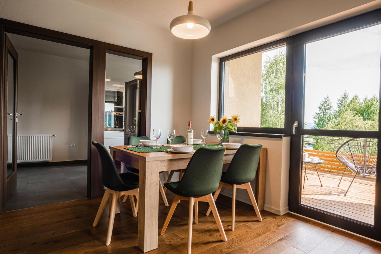 Bazalt Apartments Миеркуря Чук Екстериор снимка